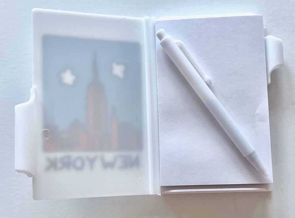 New York Mini Notebook Pen Set Red Skyline